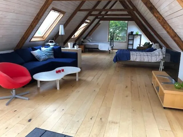 Fridfullt Boende Pa Lantgard Med Underbar Utsikt Malmö Bed & Breakfast